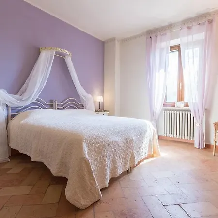 مزرعة للإقامة Agriturismo Cascina Olivetta مونكالفو